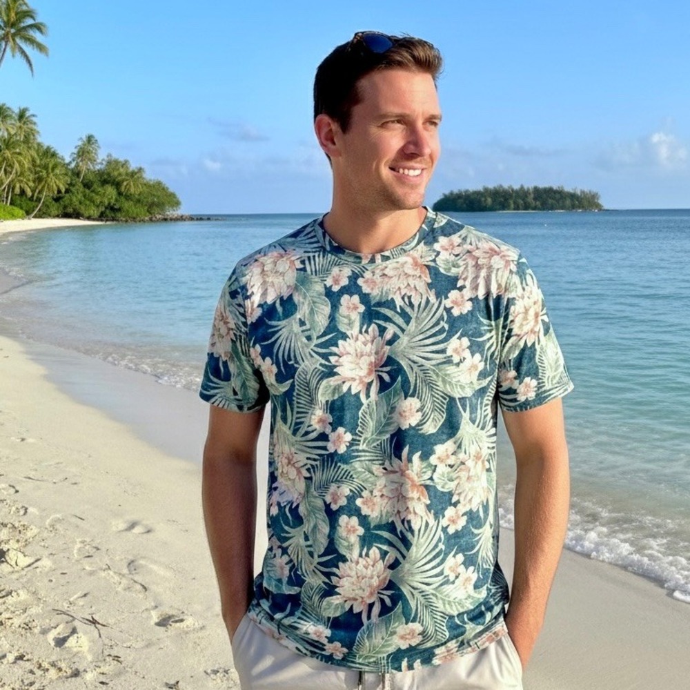 Chubbies Resort Wear Sport Tee Shirt Men Medium Blue Floral Hawaiian‎ Vacation
